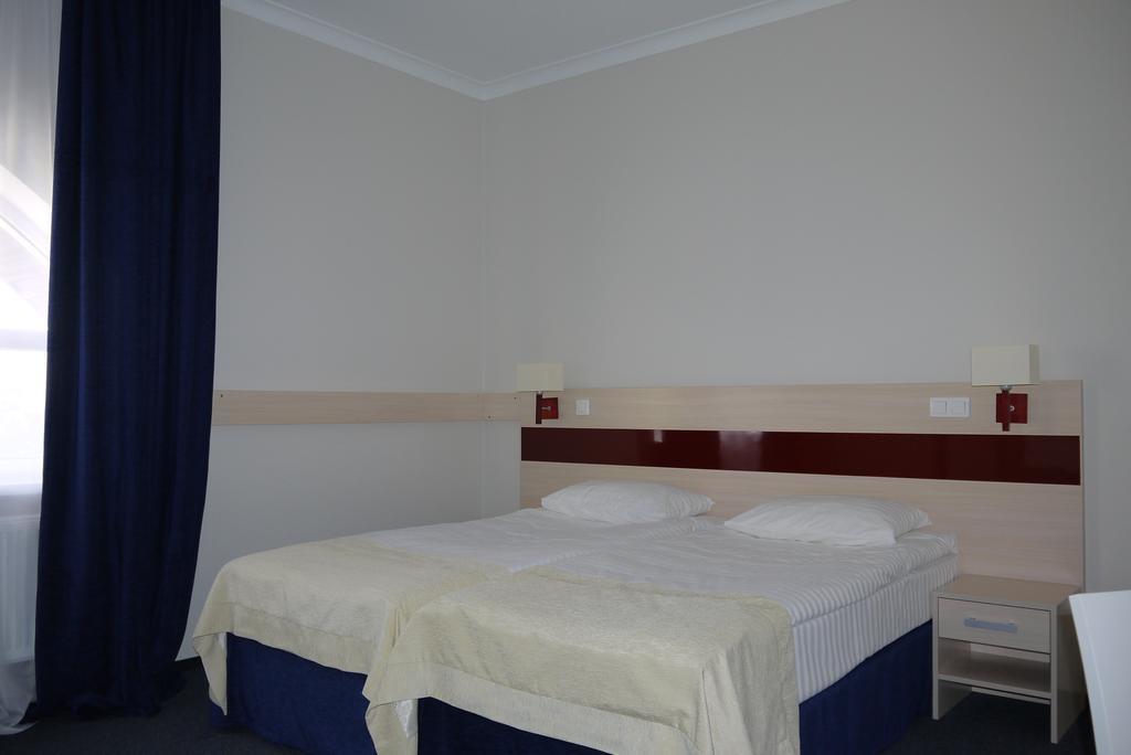 Optima Pochayiv Otel Pochaiv Dış mekan fotoğraf